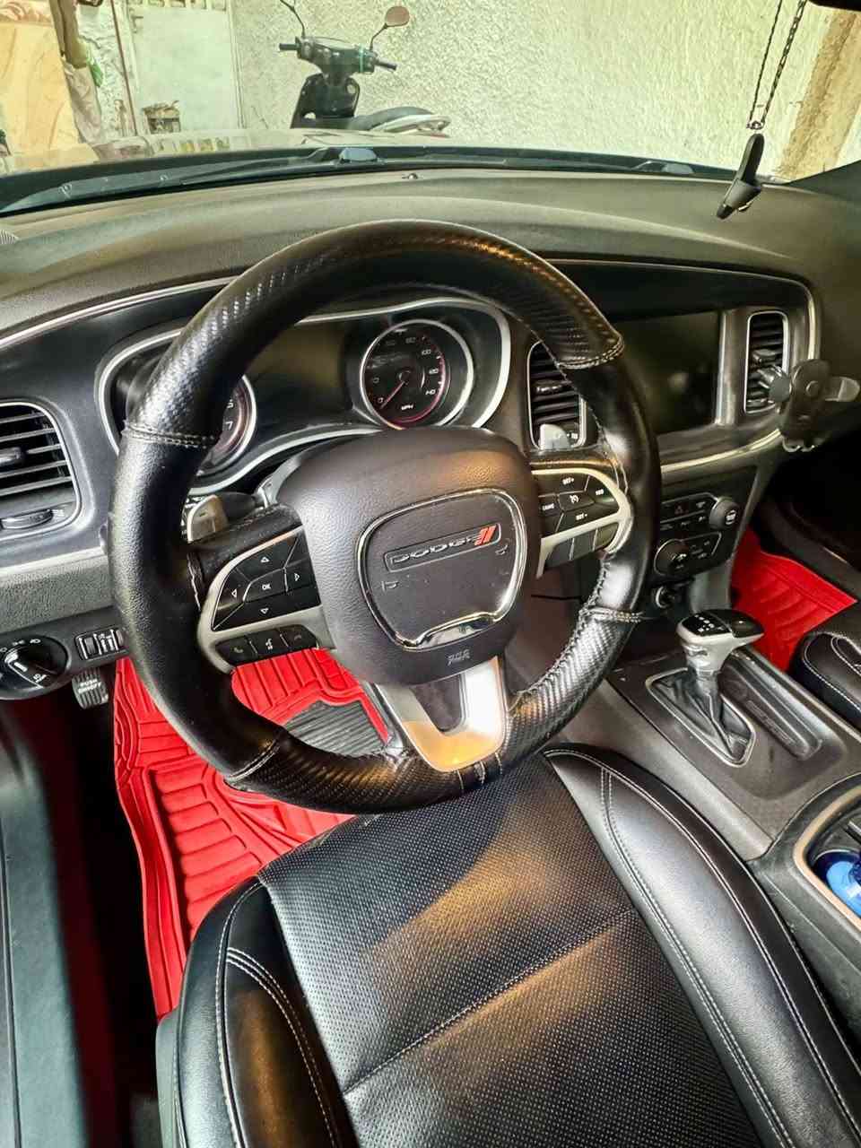 سلام عليكم جارجر GTموديل2018 المواصفات معروفه فول عده الفتحه شفات شاشه جبيره كشنات جلد اصلي وكهرباء ٢ وكشن اسايق ميموري حساسات ماشيه٧٠ مكفوله كفاله عامه كير محرك مكفولات صبغ وبارد وتبديل مكفوله حادثه سرقه ونفس الغراض جايه وياهه سياره بدون حادث ولا ايرباكات كلش جديده رقم بغداد الجديد باسمي تحويل ثانيه يوم مكاني بغداد الغزاليه ***********
