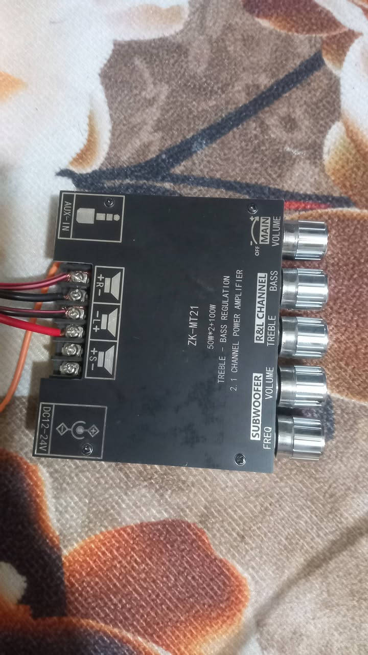 سستم كامل سماعات كبار صوت كلش حلو بلوتوث وAUX المكان مدينه الصدر السعر ٥٠ 
***********
