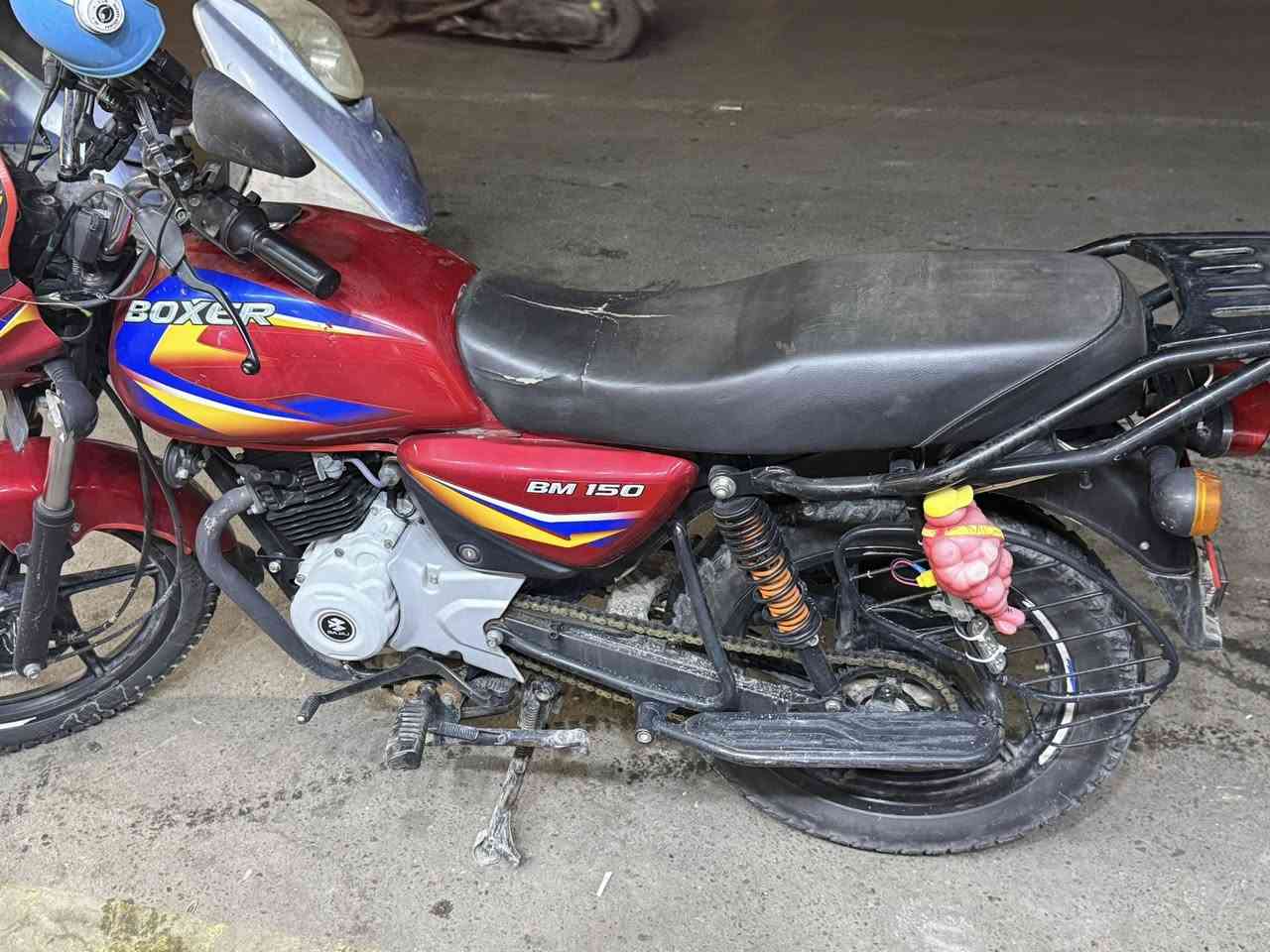 دراجه لبيع 2021مرقم ديالى
دراجه نضيفه خير من الله لوحات مامستلمه حولك تستلم لوحات دراجه موجوده بغداد الاتصال على رقم *********** 

السعر مليون 500 بي مجال شي بسيط
