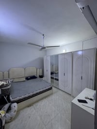غرفه للبيع مستخدمه قليل بغداد العضميه سعر 600 الف وبيه مجال قليل 07881...