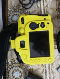 نيكون 7100 • عدسة 18-140مم VR • شتر ٦٠ك