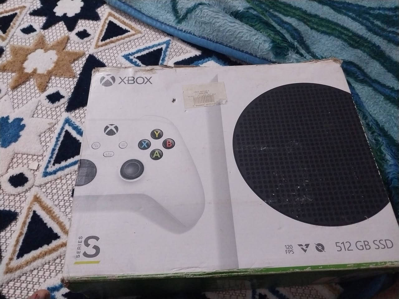 السلام عليكم جهاز  اكس بوكس سيريس اس للبيع الجهاز لوك ممفتوح اخو الجديد قطعة كلش نضيفة اريد ابيعة لان ممحتاجة لو اشغلة مرة بل شهر لو لا مكاني بغداد  السعر300 او  كل غراضة كاملة***********قفل
