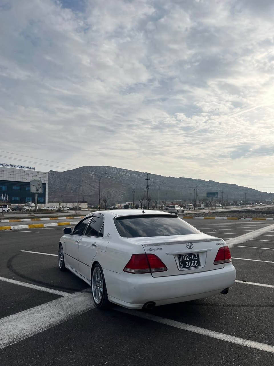 شاهینە 182 2005 
‎ مواسەفات ٣ دوگمەی ناورەشی فۆرمیکا ڕەش سوکان لیگزز سەیارەکە کامل مەسرەفە سەقفی وەکو شوشە نەبو نەتەوی دووڕەنگی نیە سەیارەکە براوەیە مالی دۆستە بەس بریکی نەبەستراوە 182 گەورە بە گەورەیە بی داعم و لیدراوە کەڤەر گۆراو بە شەرت خایس بە شەرت سەیارەکە نمونەیە لە جوانی تازە داخلە چوار تایەو ویلی سپۆرتی دووسایزی تازە بۆ بەستراوە 
شوین ڕانیە *********** رانية, السليمانية
