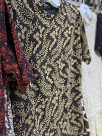 جمله فقط ترند الموسم الجديد تراكسود نسائي محزز ستراس موديل يجنن ب الحق...