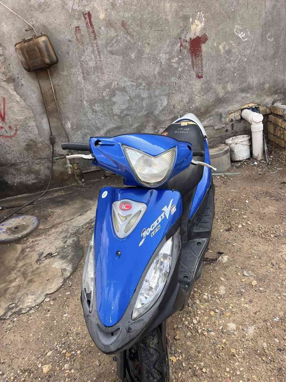 كامكو للبيع
V2 125

دراجة كاملة ومرتبة 

محرك مفتوح 

السعر 575 وبيها مجال 

***********
