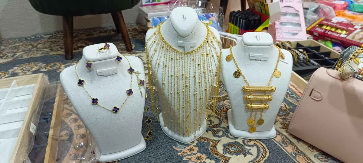 سڵاو و ڕێز 
نامە بنێرن بۆ نرخ کۆمێنت نابینم
*********** السليمانية, العراق
