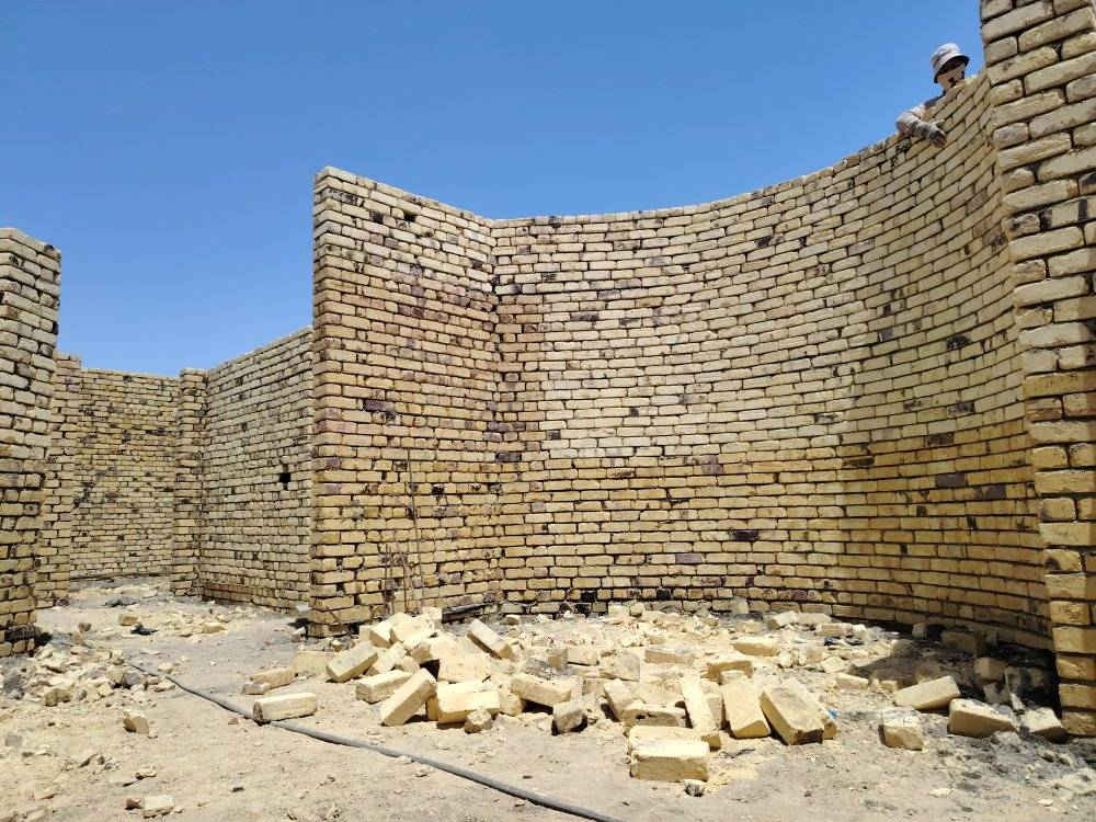 خلفه بناء نعمل على الدبل او مكطوعه ***********
