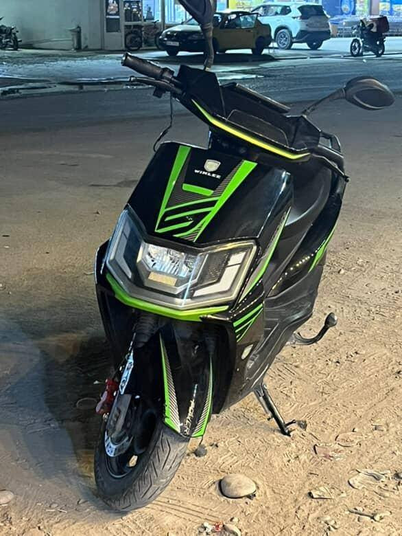 دراجة نضيفة بطارياتة جديد
رقم موبايل *********** خناقين, ديالى
