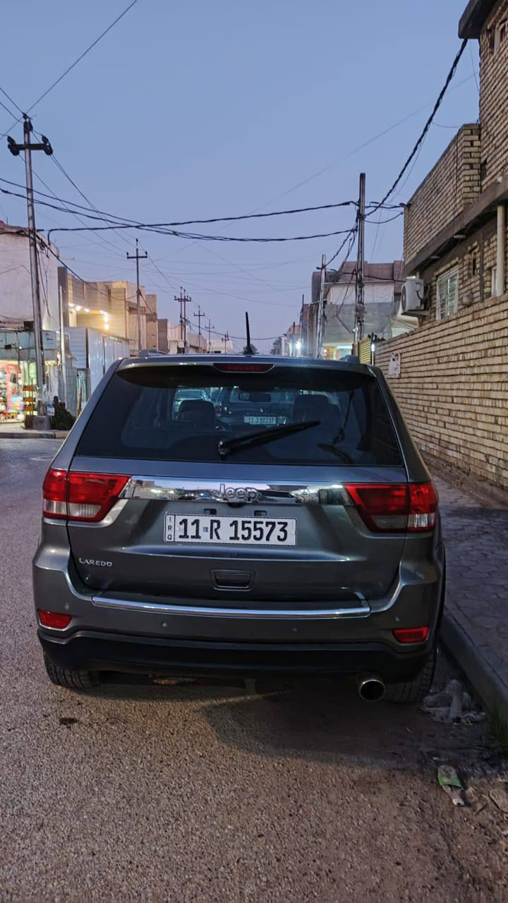 السلام عليكم جيب فول مواصفات  موديل 2011رقم بغداد الجديد ماشيه 78 مكينه 3600مكفوله كير مكفول تبريد ثلج حداديه امامي خلفي جديده سياره جاهزه مكاني واسط عزيزيه السونار مرفق ويه الصور السعر 129وبيه مجال ***********
