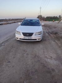 للبيع سوناتا 2010 محرك 2400ممفتوح حداديه جديده سياره بيه صبغ حزام لغرض...