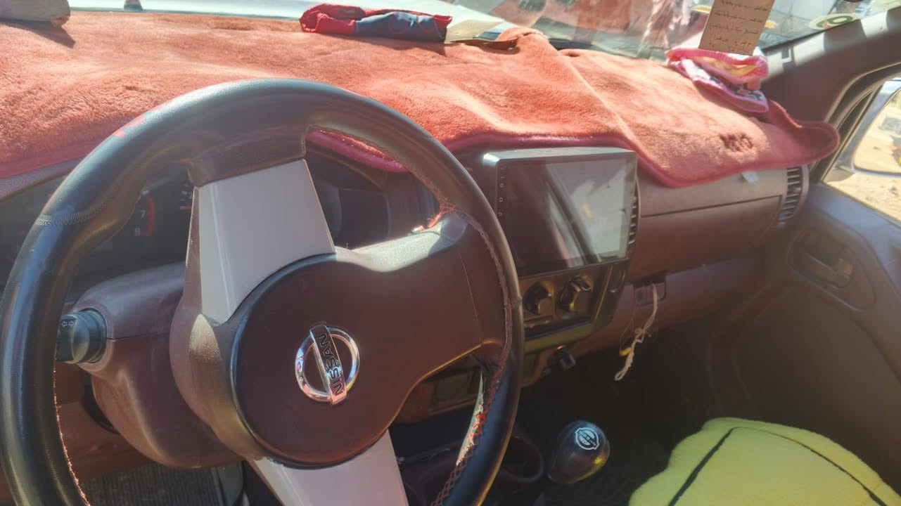 بيكب نيفاره ٢٠٠٩ سياره تبريد كير محرك سعر ٩٠ بيها مجال بسيط ***********
