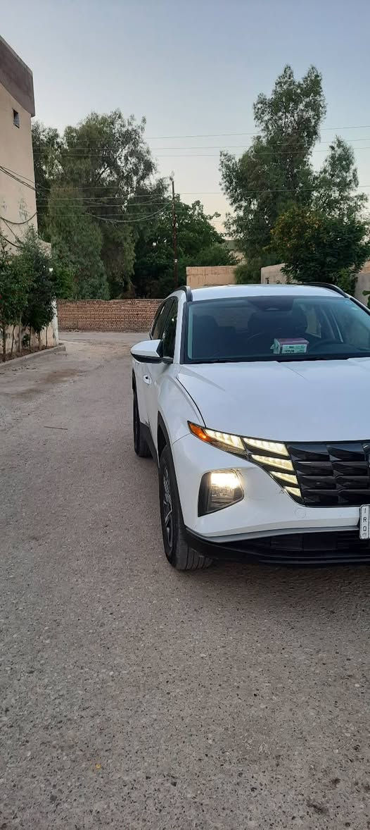 ل بيع توسان ميل  24 السنويه بسمي رقم بغداد ماشيه 25الف هايبرد بانزين وشحن ذاتي انسه البانزين ماشالله  فول موصفات عده الفتحه سياقه ذاتيه موصفاته امبينه فول هيه بيها كدر اربع اصابع ضرر من امريكه وصابغين البنيد كلير فقط السياره كلها عله وضع الشركه حيل جديده ماشالله......س 197 وبيه مجال .....عنواني بعقوبه ***********
