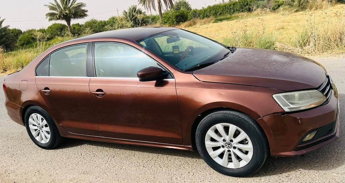 بيع سريع 
جيتا موديل 17 لون مميز قطعتين صبغ وبيها شخوط قليلة رقم سليمانيه انكليزي باسمي سنويه ل29 ماشيه 100 حقيقي محرك ساطر يعني بدون محرك 
الباقي كله شرط تبريد حداديه دواخل شركه سعرها 85$
مكانها بابل 
***********
