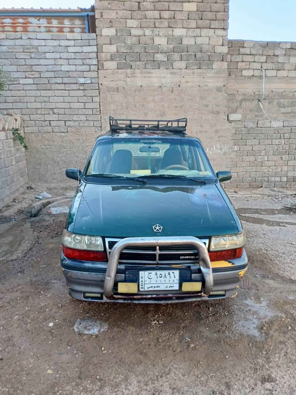 السلام عليكم كلايزر للبيع موديل 92 شاصي قصير مكينه شرط كير كهربائيات كلها شغاله شرط بطاريه جديده طخم تايرات جديده رقم الاماني سنويه عظم كوبون جديد
السعر 35 او بيها مجال 
رقم ***********
