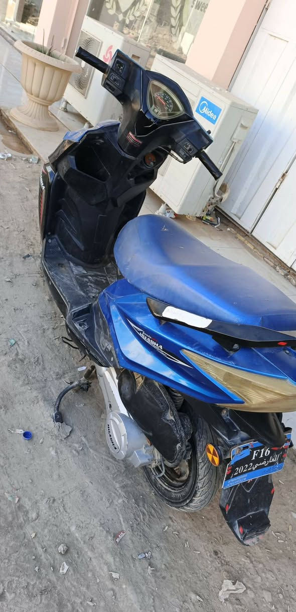 السلام عليكم دراجه البيع دراجه باتري جديد نكره سلف مستعجل على بيعته قيمه باليرضي الله وتصل بيه***********
