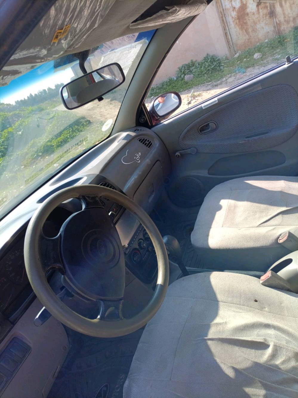 
ما هي سنة تصنيع السيارة؟: 
الفين 2 
هل توجد أي مشاكل في السيارة أو إصلاحات حديثة؟: 
لا
ما هو موقع البيع بالتحديد؟: 
موصل
هل السعر قابل للتفاوض؟: 
نعم