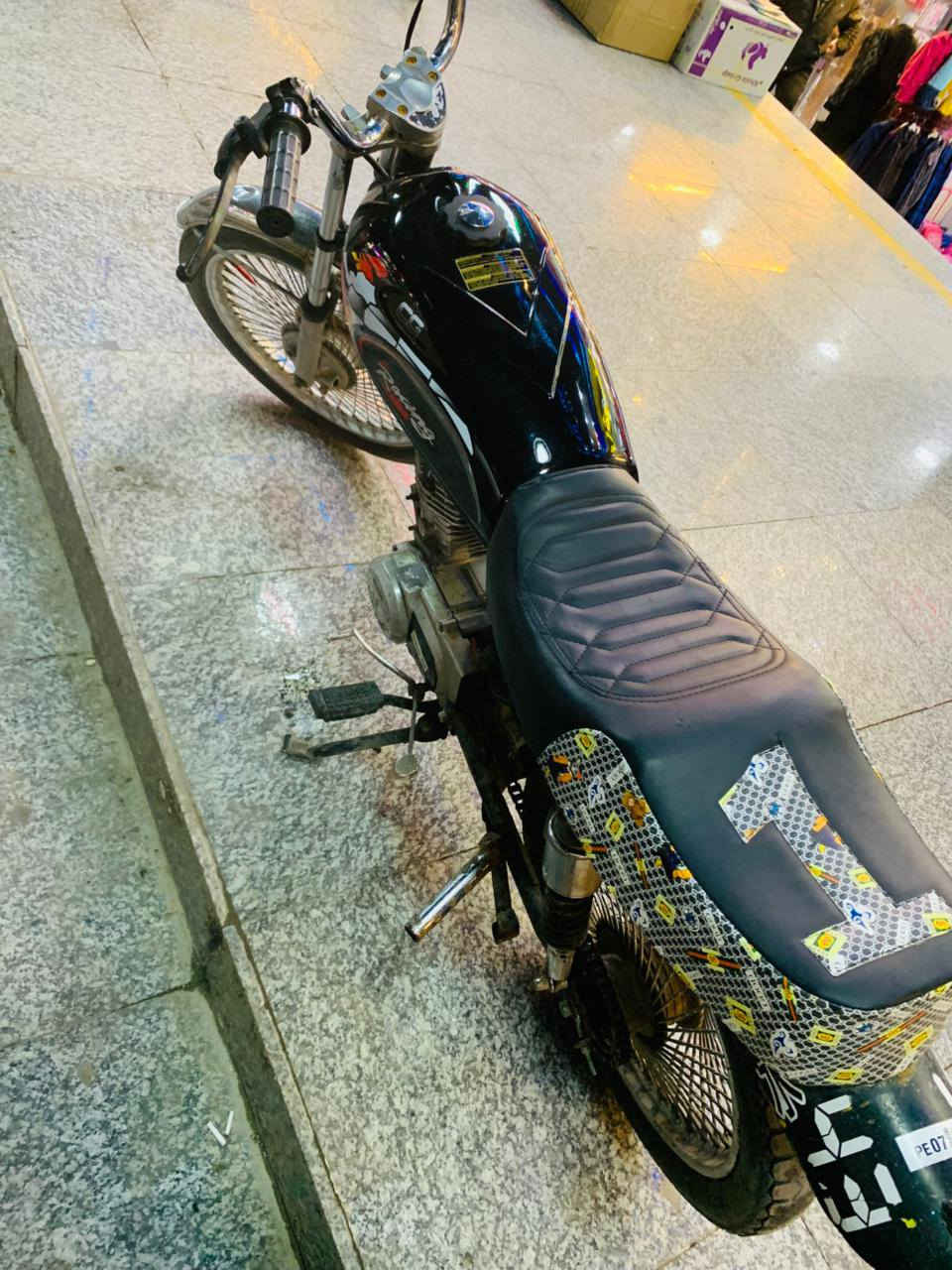 تايكر 17 للبيع بي صوت بل مكينه فقط السعر 250 المكان حي التحرير رقم الهاتف ***********
