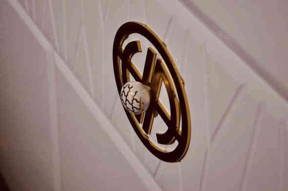 غرفه تركي مودرن 9قطع نضيفة مابيهه اي ضرر مكاني بغداد للاستفسار ‭0771 227 1579‬
