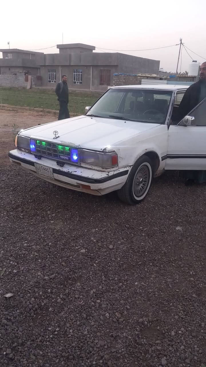 سلام عليكم للبيع سوبر موديل 86 رقم صلاح الدين شرط تحويل  محرك وكير بطة ثنين ونص محرك وكير جدد صدر امامي خلفي جديد تخم تاير جديد داخله حلو وخارجه بلادي حلو كهربايات كله شغاله مكان سياره‍ بغداد ابوغريب اي استفسار علتصال 
‏‪+9647505274051‬‏
‏‪***********‬‏ السعر 28
