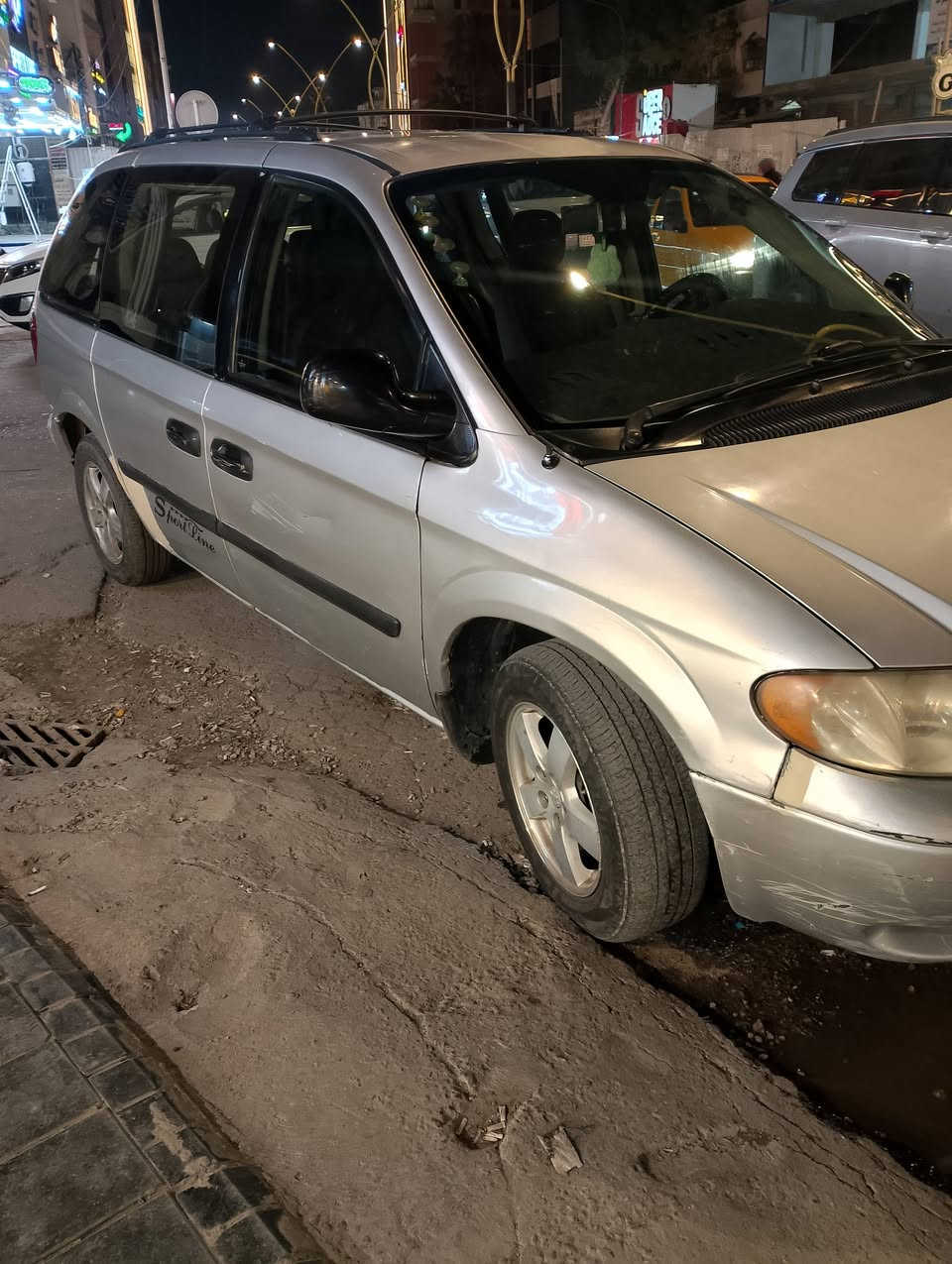 دوج كرفان بتره كشنات منفصله سياحي  سبعه راكب موديل 2006 البيع او مراوس سياره جاهزه مكفوله من ضربه مصبوغه حزام  تدفئه تبريد  فول   أريد  مراوس  اوباما او جارجر  موديل 2007او 2010خصوصي عنواني بغداد ***********
