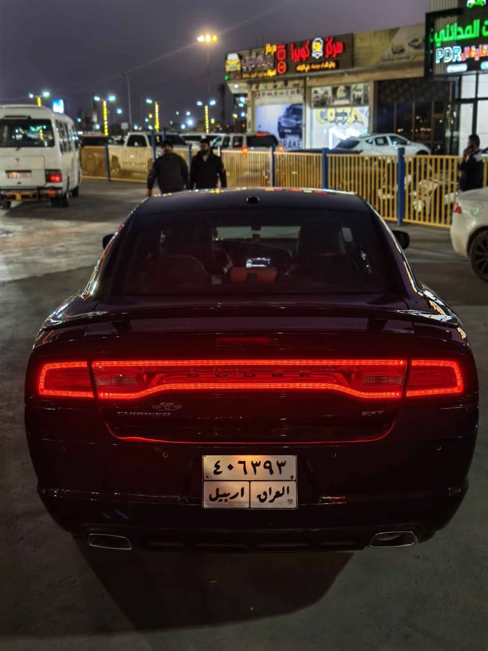 السلام عليكم 
دودج  :جارجر وارد كندي 
رقم :اربيل  
موديل :2014
دواخل عسلي بلاد
ماشيه 100 ميل
السياره كفاله عامه حتّ دعاميات كفاله ماعدا بارد صغير بالهلال 
كير ومكينة كفاله  
كير:طياره
 السعر 185 وبيها مجال للشراي
السيارة برغي مابيها نقص وتخم تاير جواها
مامشتغل خط نهائيا مالت جنائي
السيارة احلى من صور بعد فول موصفات ماعدا الفتحه. 
تريد وكالة تريد تحويل. 
مكلف بالنشر للاستفسار 
الاتصال على:*********** البصرة, العراق
