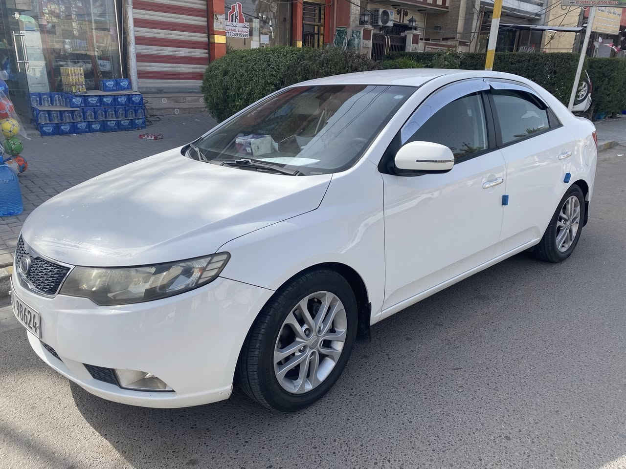 سيراتو ٢٠١١ خليجي الداخل لونين اسود ماروني كير ٦ نمر عادي اوتو ويل كب مري شفط رقم سليمانيه جديد سنويه الى ٢٠٢٧ تنتهي السيارة بأسم مره تريد وكاله تريد تحويل السونار مرفق غير متواجد على الفيس / ***********
