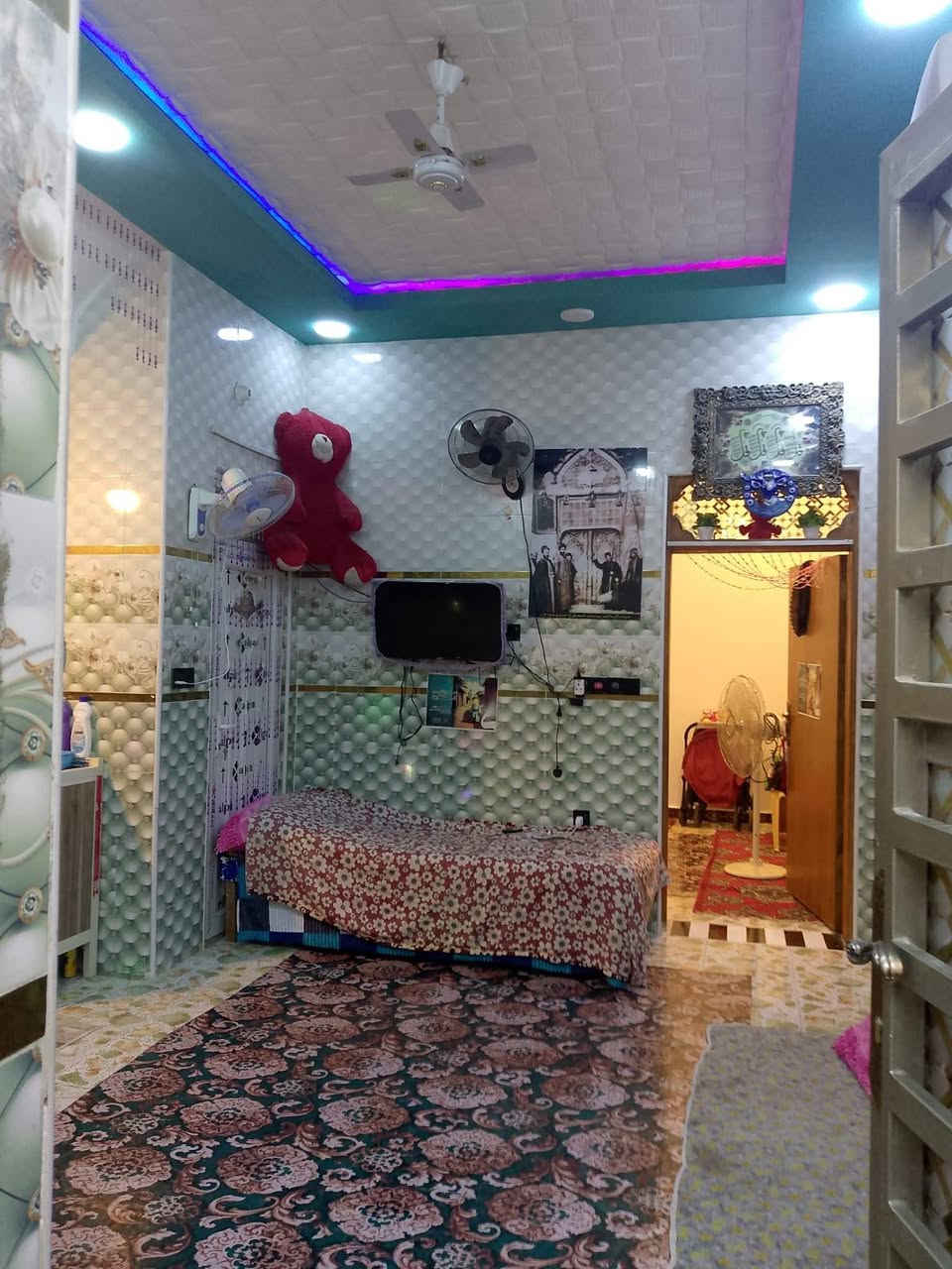 5.🏠بيت للبيع50متر 5في 10ب النداء طابقين قرب شارع دعبل بيت جناي بناء جديد على ساحة .
🔵الاساس صب والسقفين صب  كاشي وسيراميك وسقوف ثانوية. 

🟤يحتوي الطابق الاول ع غرفة وصالة ومطبخ وصحيات والطابق الثاني غرفة وصالة وصحيات. 

للأستفسار ع هذا الرقم *********** واتساب.
