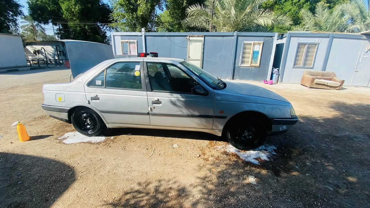 بيجو 405 glx  موديل ١٢ كفالة عامة كير مكينة تبديل صبغ فقط جراد رقم بابل انكليزي با اسمي 35$ وبيها مجال قليل  
الاتصال او ماسنجر 
***********
