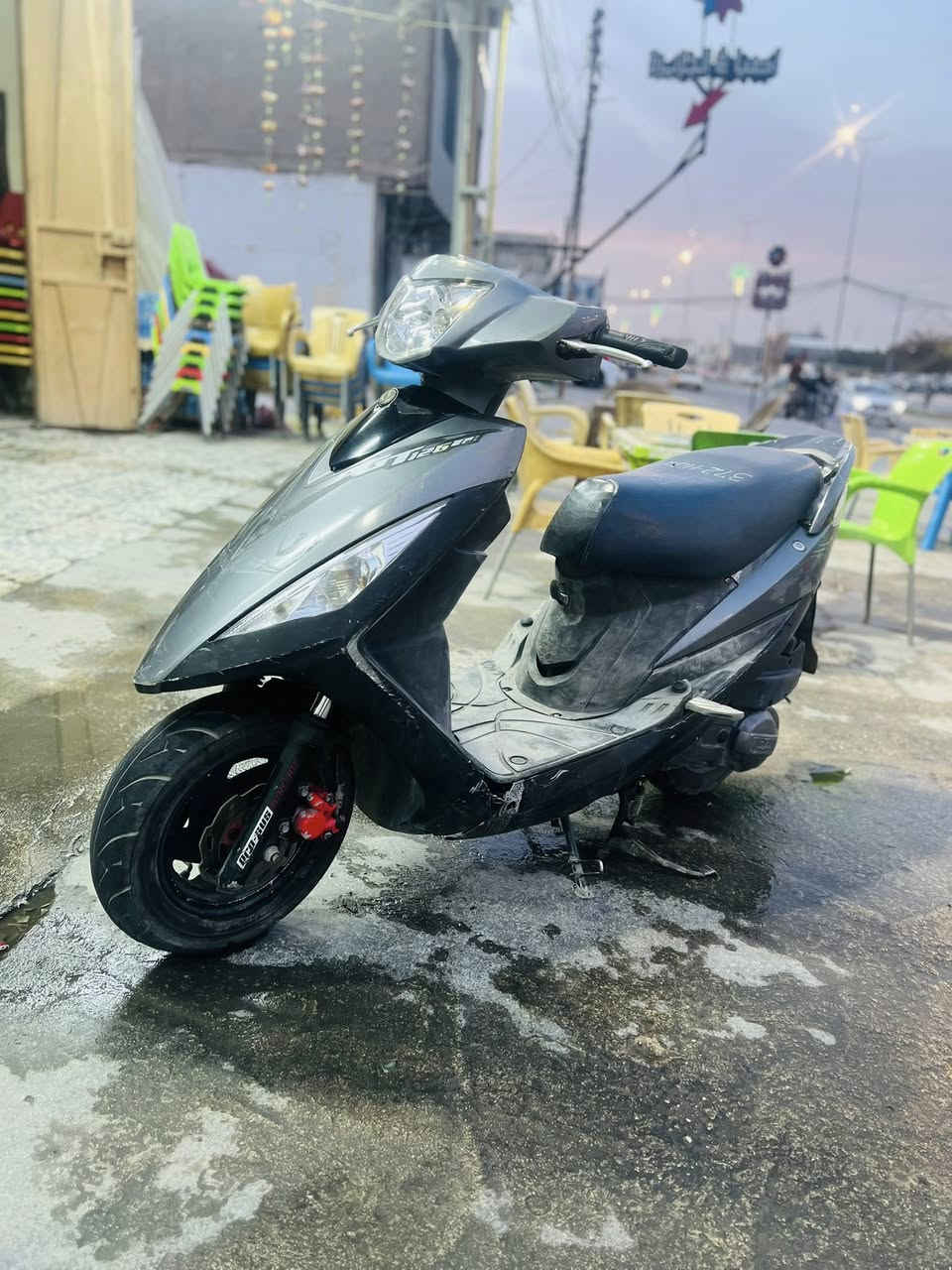 للبيع جي تي فحل موديل 2012 كفاله ختم واحد صار 40 يوم من طالع حاويه نكره سلف محرك 4 ولفات سبانه ممدود عليهه معدل 140 شرط كهرباءيات اشاير زنون عالي ناصي سعر 800 وبيهه مجال مستعجل ع بيعهه او مراوس عادي مكان كربلاء حي لحر لايتفسار خاص او  لاتصال ***********
