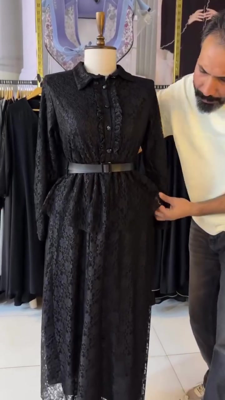 فستان كلوش🖤
السعر 35 الف  
خامة كيبور مبطن
38-40-42-44-46-48


**إذا كنت صاحب هذا الإعلان وتريد حذفه لأي سبب، رجاءا أرسل رسالة إلى الدعم الفني**