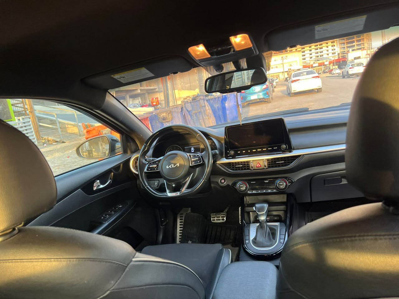 فورتي موديل 23
جيتي لاين فول مواصفات بس بدون فتحة 
السيارة كلش جديدة ماشي 35 مايل 
داخلها جديد ونضيفة وماناقصها شي
بيها بوند صبغ وجاملغات تعديل بارد 
بس ايرباك استيرن راجع سستم وبيها مجال أربيل, العراق


**إذا كنت صاحب هذا الإعلان وتريد حذفه لأي سبب، رجاءا أرسل رسالة إلى الدعم الفني**