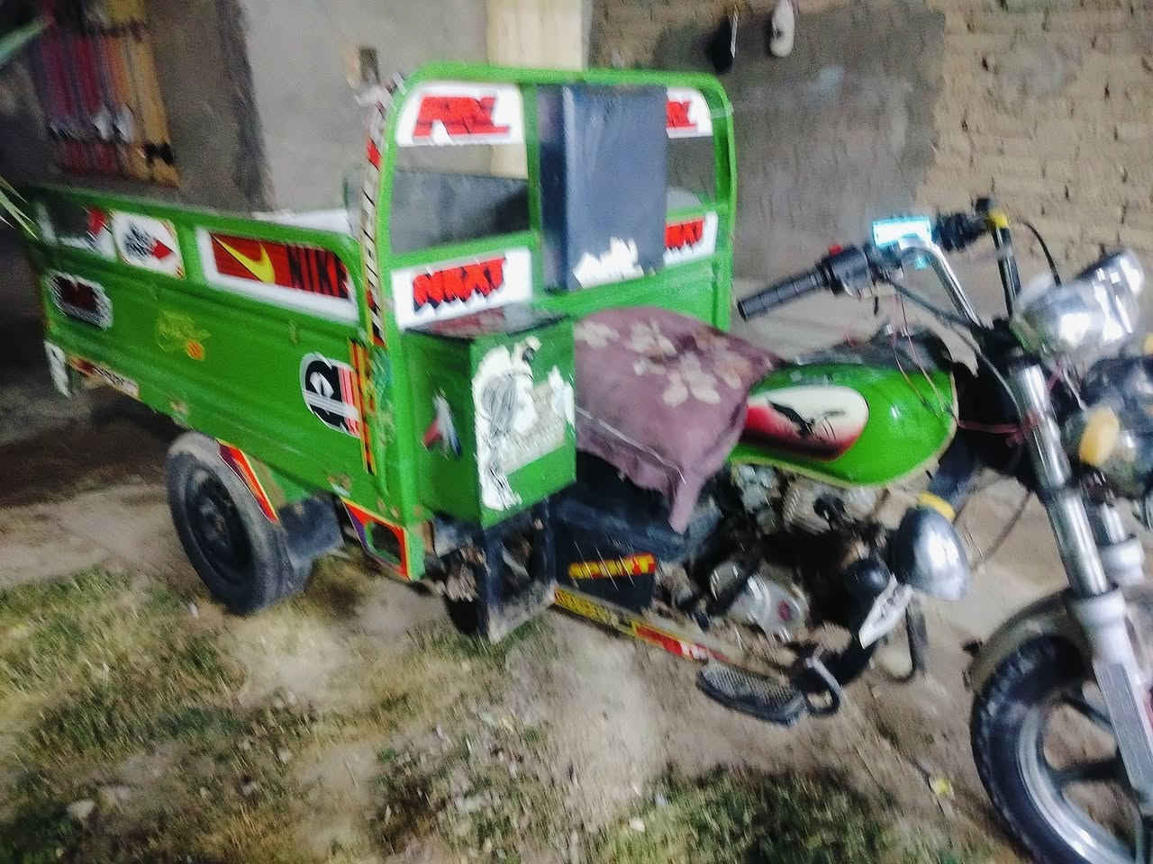 سلام عليكم شباب ستوته جمره للبيع مكفولة كفاله عامه لسعر 2100 وبيه مجال مكان بابل
***********
