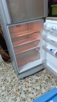 ثلاجه • للبيع