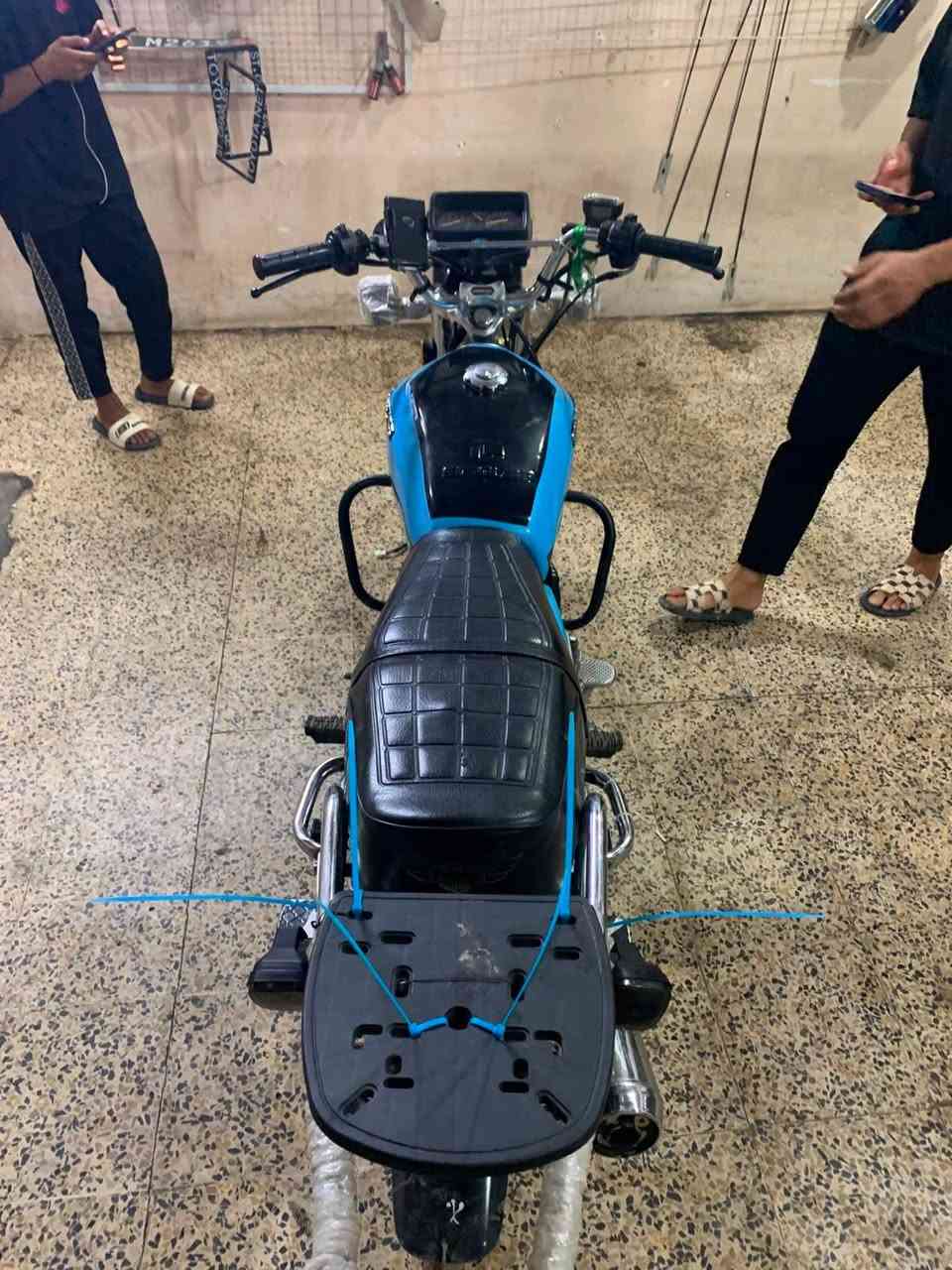سيفان موديل 25محرك وكير شرط وكلشي شغال بي شوفت عينك مو شراي ليطب رسني سعرها 650وبي مجال مكان تكريت قادسيه شارع ابو عقراب


**إذا كنت صاحب هذا الإعلان وتريد حذفه لأي سبب، رجاءا أرسل رسالة إلى الدعم الفني**