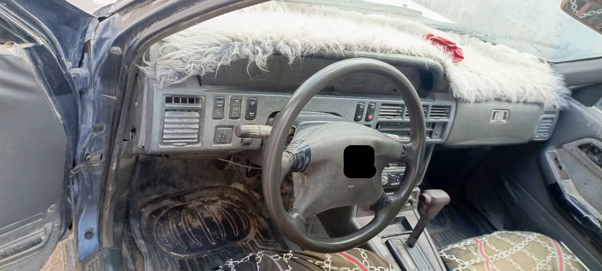 السلام عليكم سيارة مازدا موديل ٩٠ للبيع كير و مكينة كربلائية مكفولات  و مكفولة من الضربة القوية  بيها جراد سنوية ٢٦. رقم قادسية راعيها موجود بالنجف العنوان السيارة نجف السيارة حلوة تأخذك حتى لكربلاء بس عوزها ترتيبات
السعر ٣٠  و بيها مجال  للتواصل *********** او ***********
