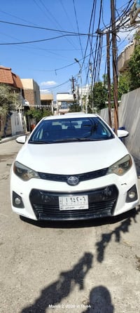 كورولا S • أبيض ملكي • ٢٠١٦