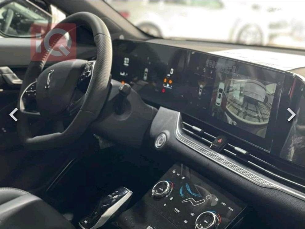 للبيع بيستون B70S 
موديل 2023 ماشيه 15 
  لون احمر
 اعلى فئه واخر اصدار 
ضمان وكاله المجره مده  ست  سنوات او 20000 كم صيانه مجانيه 
حجم المحرك 1.5T   
4 سلندر
كلين تايتل
5 مقاعد 
رقم اربيل بسمي 
سياره رياضيه والصور كدامك واي استفسار مراسله ع واتساب او اتصال *********** 
مكان سياره اربيل
