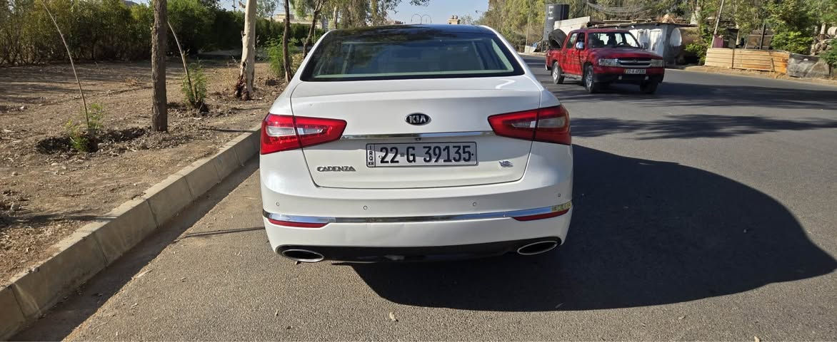 kia cadenza كيا كادنيزا  (2014) خليجي 

ماشية 128 ألف المحرك V6  3.5 

سيارة بدون صبغ مكفولة  فقط مكانين صغار بارد, كير ومحرك كبس وصيانة بشركة حصرآ دهن وقطع غيار  ماكو شي تجاري 
حتى فيد بمب بلادي 
محرك ما مفتوح 
وصيانة دورية بشركة من 2014لليوم 
بصمة عدد 2
بانوراما
حساس مطر  
حساسات
مقاعد أمامية كهرباء عدد 2
كشنات جلد نابا البلادي 
  اربع مقاعد تدفئة
بردة خلفية  ودكم قفل مركزي  لسايق ولسكن 
ستيرن تدفئة
هاند بريك قدم
نضام تنضيف هواء  داخل السيارة  وفلاتر اصلية
المكان : اربيل  عنكاوا

للاستفسار الاتصال على:

 *********** أربيل, العراق
