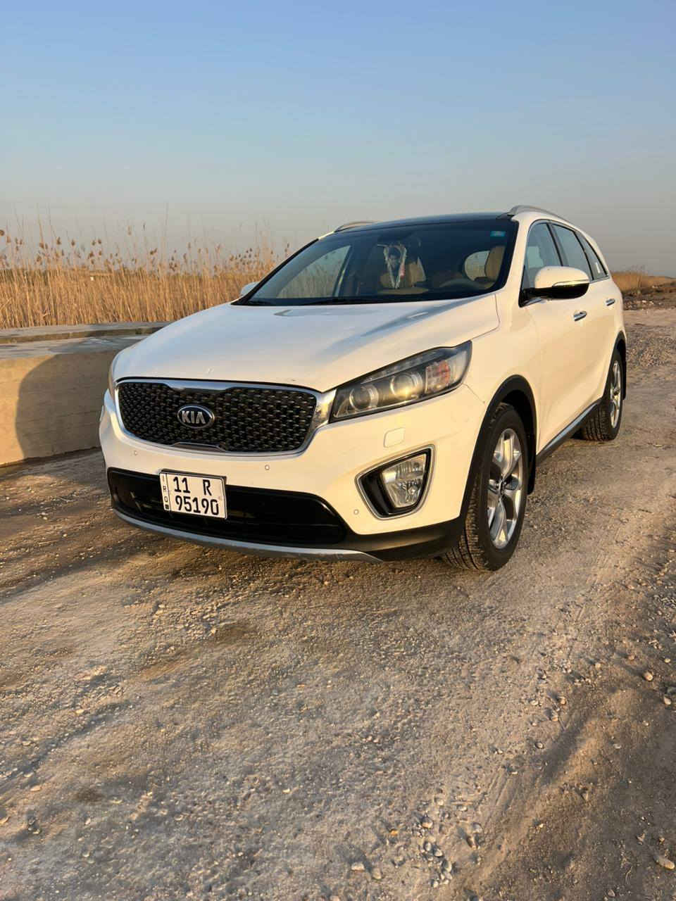 السلام عليكم للبيع سورنتو ٢٠١٧ خليجي فول بانورامه ٧ راكب ٣ قطع تبريد مكينه ٦ ماشيه ١١٨ مكفوله عدا البارد السونار مرفق مع الصور السعر ٢١٠ العنوان بابل الحصوه ***********
