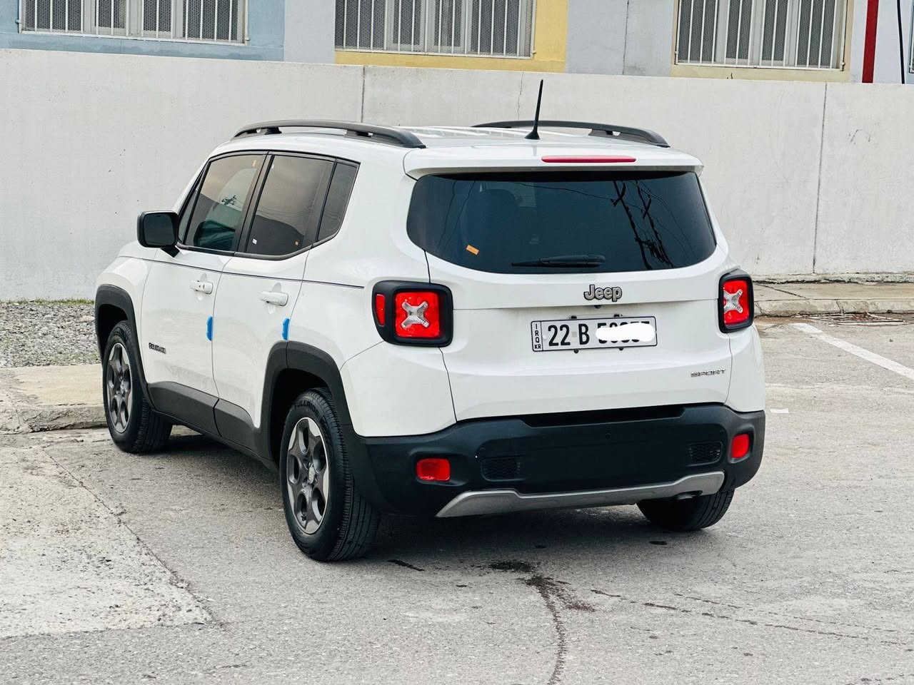 0750 109 04 09
جيب رينگيد سپی مؤديل 
 2017 مەکینە 2.4 مەرغوب
دوو پارجة بي ناو بي  
 چوارپستۆن بێ تۆربۆ لۆک نموونە لەجوانی بەسمە،  رادار بیلادی ،شاشە گەورە، دەبڵ گیڕ تۆماتیك وعادی ABS ویل کرۆم لایدلید تەبرید مەرکەزی حـاسـە برێک بەسمە و برێک ئۆتۆ بلوتوس جی پی ئێس ، سوکان ڤۆلیۆم، کامێرا و حاسە، 9 سەماعە، ئاوینە ئۆتۆ ئاوینە شەفت ئاوینە ئیشارەت  سندوق کۆنتڕۆڵ جامو ئاوینە كارەبا جام ھیتەر،چوار ویل کەپی ١٨ و توڵی سەقف 4تایەی تازەی لۆک ،دژە انزلاق ،تەبرید دوو کوشن کارەبا  و مەرکەزی، 9 سماعە،  مەکینەی نەکراوەتەوە  تەنها 82 هەزار رۆیشتوە لۆک لۆکە سەیارەکە،
گـێڕو مـەکینەو تـەبریدی بـەشـەرت نرخی(سعر) تەنها116 کەمیک مجال
0750 109 04 09 رانية, السليمانية
