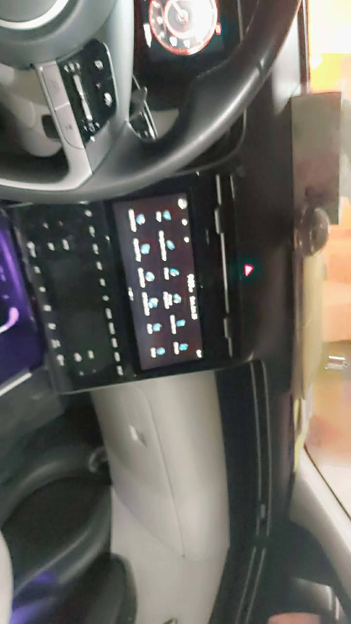 موديل2024ماشيه 19 بدون رقم تترقم جميع المحافظات
الحادث دعاميه اماميه وتعديل بارد خشم البنيد بدون ايرباك  مكفول من الصبغ والتبديل لبل واحد  ملاحظة مراوس بصيني سيل 5 او غيرها

المواصفات 

1بصمه تشغيل 

2بانوراما 

3 بصمه ابواب ذكيه من تقترب تفتح

4شاشه كبيره لمس

5 اربع كامرات  

6 شفتات ستيرن

7اشاير مري 

8 تحكمات فول 

9 انضمه قيادة 

10 مانع تصادم امامي

11 قيادة اليه وخروج عن المسار 

12 رادرات خلفيه

13 كشنات كهرباء

14 شاحن واير ليس 

15 تدفئه كشنات

16اوتو هولد 

17 زنون عالي ناصي 

18 تشغيل لكاميرات من الزر

19اطفاء ذاتي بل ازدحام 

20 دمام صوت 

21صندوك كهرباء 

22 محرك 2500

23 لدات نهاري 

24 منافذ يو اس بي

25 مرايه عاكسه للضوء 

26اناره داخليه ابيض 

27ويل كب كبير

28دشبول ايباد

29تمشي سياره بل ريمونت 

30 تشغيل عن بعد  

31تبريد كشنات 

32حساس امامي عدد 6

33حساس خلفي عدد6

34تدفئه ستيرن 

35تشغيل كاميرا بل دشبول ويا لاشاره

وباقي المواصفات ماتحضرني وبل عافيه علئ المشتري مقدما للستفسار *********** و ***********
