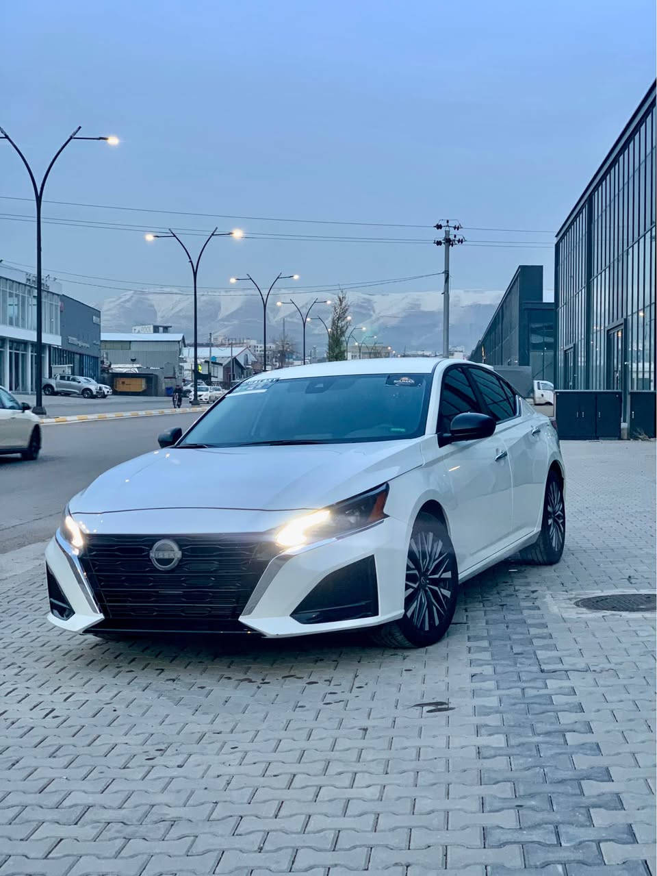 ALTIMA 2024 SV 🔥 
‎دەعمەکەی زۆر خەفیفە- بۆ نید چەمەلغ بۆیاخە بێ ناوگرتن بە شەرت    
‎٢٣ میل رۆشتو    -  مەکین٢.٥ 
‎ ئێرباگ تەنها سوکان تەقیوە و بیلادی بۆ دانراوەتەوە 
‎( بەسمە - ئۆتۆ هۆلد - سوکان ڤۆلیۆم - حاسە و کامیرا - کوشن کارەبای - شوین وایەرلیس - یەدە ئیستیل - بەسمەی دەرەوە - راداری جادە -راداری ئاوینەکان - لید و عەدەسە -ئۆتۆ ستۆپ پیش و دوا - ویل کرۆم - کامیرا -شاشە ئایپاد -تەحەکوم لایتو ئاوینەکان- تەحدید سورعە ...)
سەیارەکە زۆر تازەو جوانە و ماڵی دۆستە 
ڕەقەم کاتی :- ٣ مانگ کاتی لەگەڵە 
شوێن :- سلێمانی 
‎بۆ زانیاری زیاتر  پەیوەندی بکەن 
واتس اب - فایبر 
*********** السليمانية, العراق
