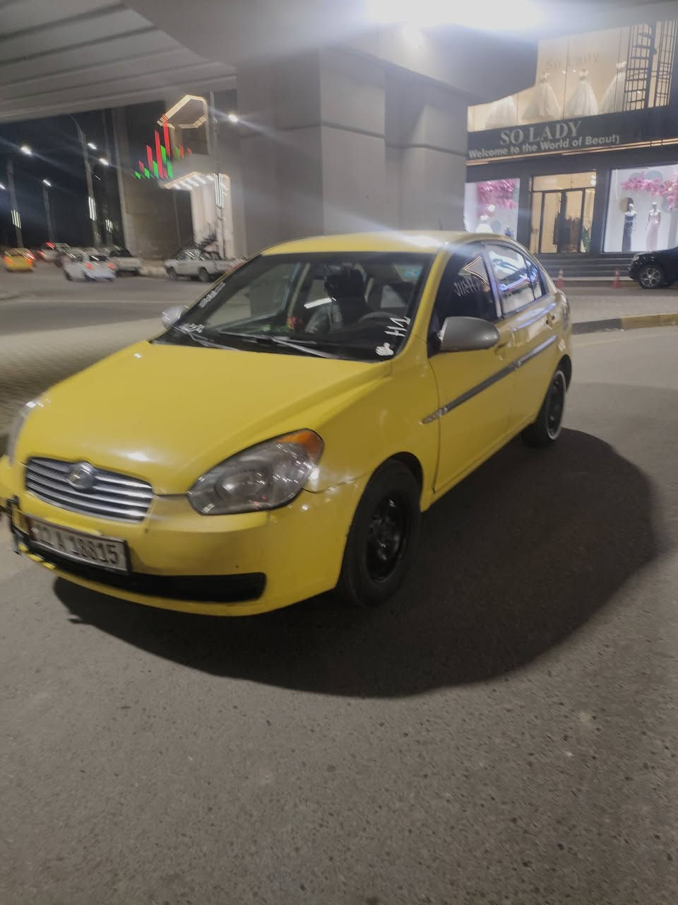 سيارة اكسنت دبدوب موديل ٢٠٠٧
السيارة بسمي رقم نينوى مسطرة انكليزي

ضررها بجم والمحرك بي سطرة بابستن 

غرامات وهيئه مصفرة 

الگير عادي 

السعر 70$

الاتصال

***********

***********
