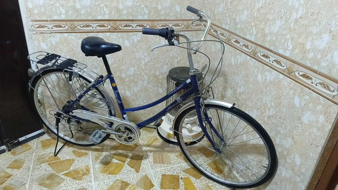 السلام عليكم
دراجه هوائيه للبيع حجم 26 
كلين بدون ظرر صدر وطخم تاير جديد 
يعمل ويسير ترايك للبصره 
السعر 75 وبيه مجال 
مكان الدراجه بشركاط 
كير شغال ٦نمره


**إذا كنت صاحب هذا الإعلان وتريد حذفه لأي سبب، رجاءا أرسل رسالة إلى الدعم الفني**