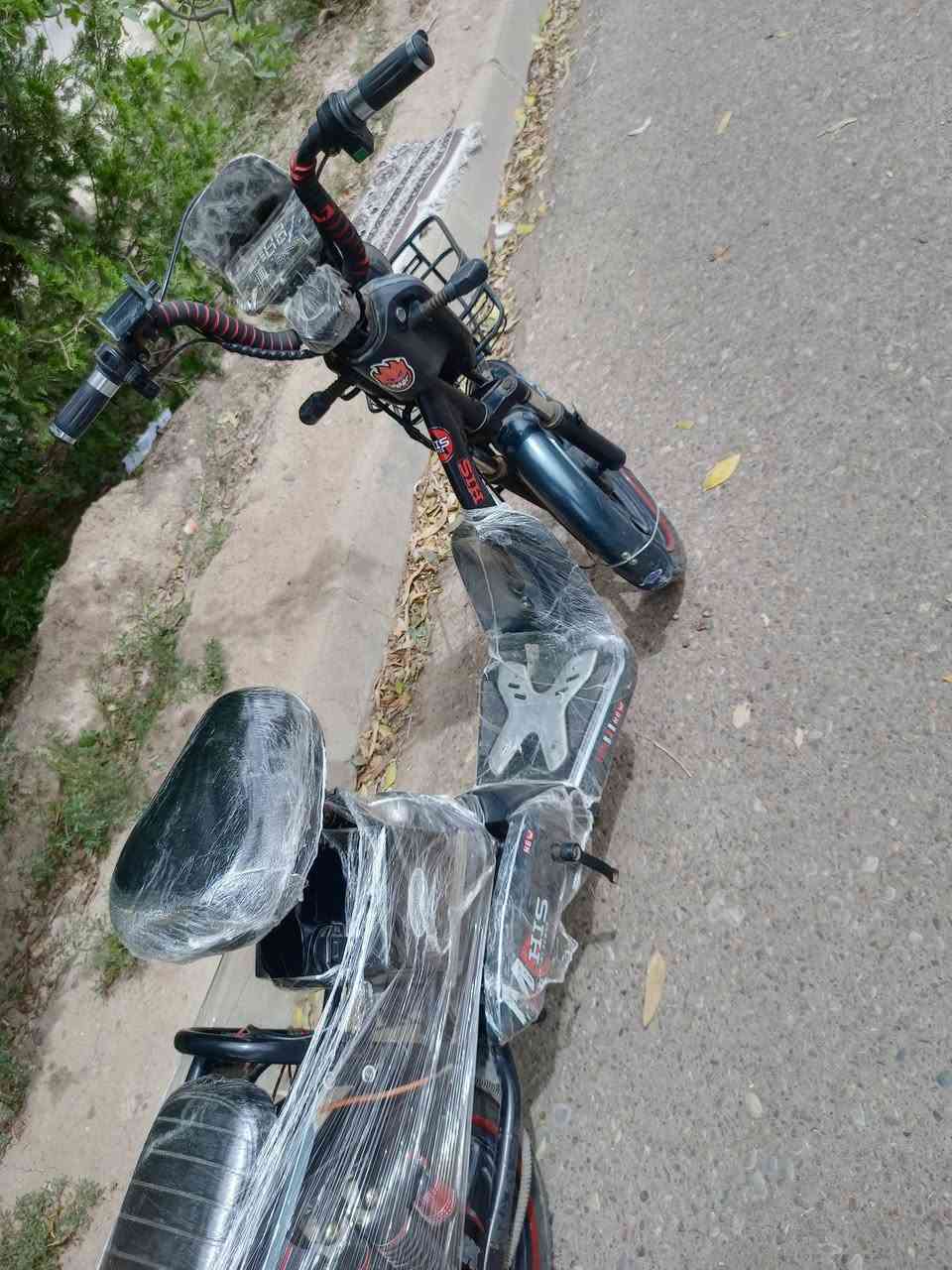 سلام عليكم
باسكل شحن للبيع بي عيب بسيط باسكل يشتغل بس بي عطل بسيط السعر 165 بي مجال قليل مكاني كركوك


**إذا كنت صاحب هذا الإعلان وتريد حذفه لأي سبب، رجاءا أرسل رسالة إلى الدعم الفني**
