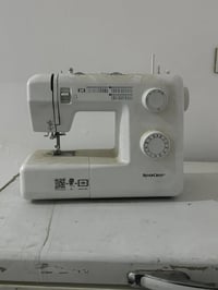 ماكنة خياطة • كربلاء