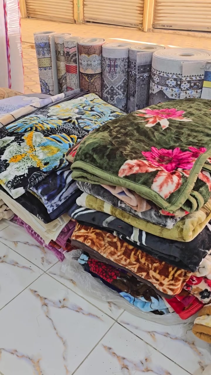 السلام عليكم زبائئننا الكرام تم وصول بطانيه + غطوه 
رابط القناه👈 https://t.me/Hbthwey
العنوان سوق المنتظر الكبير قرب سيد حسن داخل القيصريه 
الاستفسار عل رقم ***********
