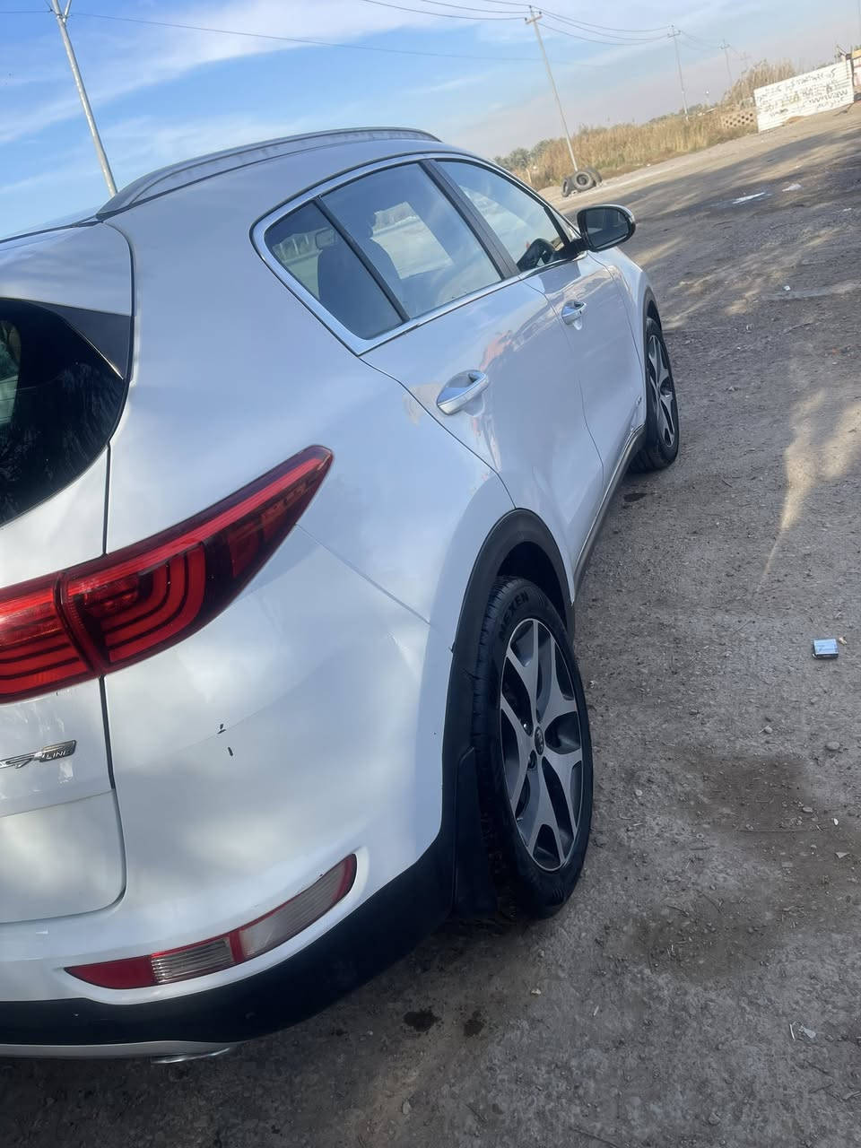 سلام عليكم كيه سبورتج جيتي لاين يعني فول مديل ١٦خليجي رقم بغدادجديد بسمي مكينه ٢٤٠٠سعر١٥٥بيه شي بصيط عنوان بغداد اراشديه عبورالبوابه سونار موجودبنشرمعه صور  رقم تليفون ***********وساب مفتوح
