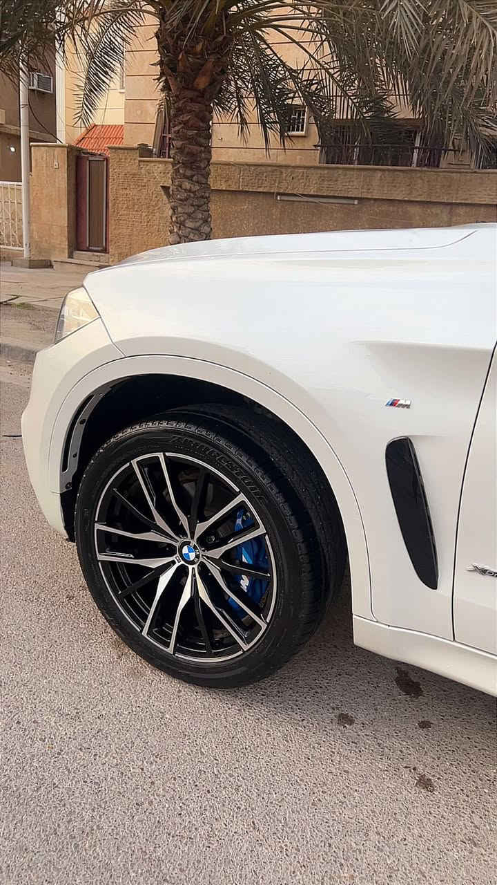 شباب مراوس برياضي شعدكم شي قوي اعرضولي 

سلام عليكم 

بي ام x6
خليجه وكالة العروش 
مديل 2019
موصفات 1/1
موصفات ام بكج 
رقم اربيل هزه جديده+تضليل صالح لشهر ال6 سنه 26 
السياره كلين تايتل 
مغلفه ppf

داخل احمر 
مكان ديالى 
سعر السياره 37 الف 
***********
