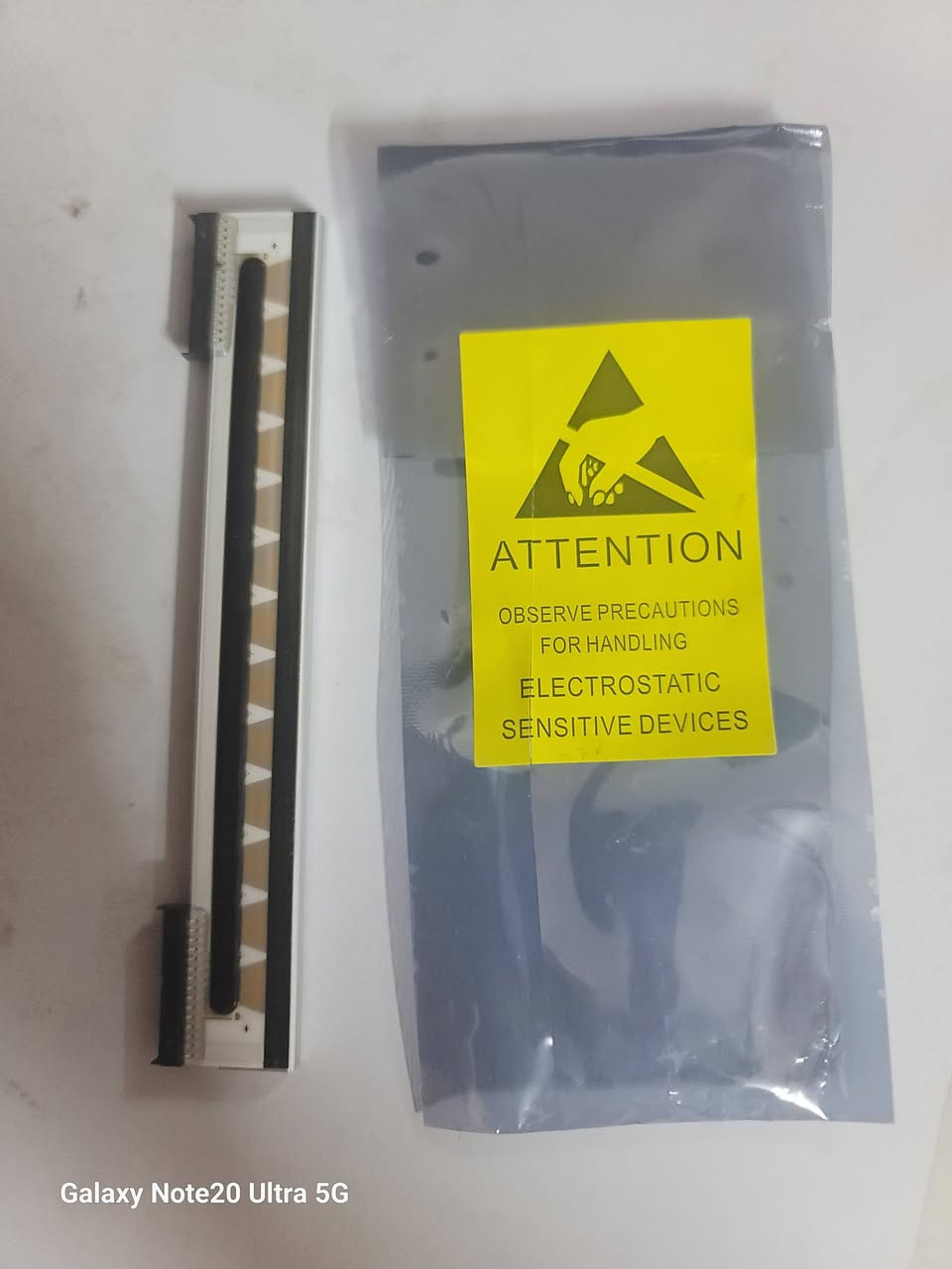 قطع تخص الطابعه تقريبا ٣٠ قطعه متوفر
اطونه سعر وبلعافية توصيل متوفر


**إذا كنت صاحب هذا الإعلان وتريد حذفه لأي سبب، رجاءا أرسل رسالة إلى الدعم الفني**